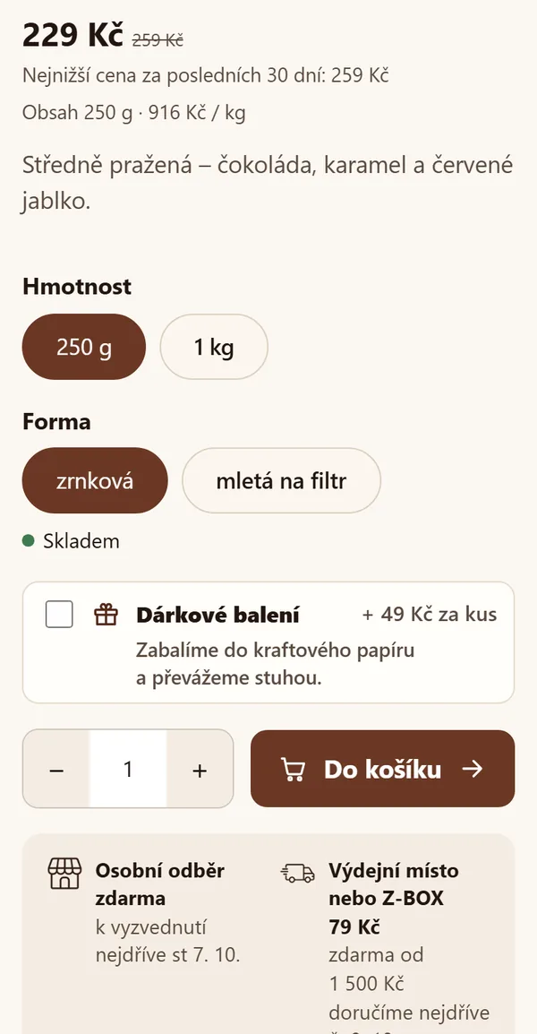 Stránka zboží na telefonu: cena s nejnižší cenou za 30 dní, výběr hmotnosti a mletí, dárkové balení, tlačítko Do košíku a pod ním termíny doručení pro osobní odběr i výdejní místo